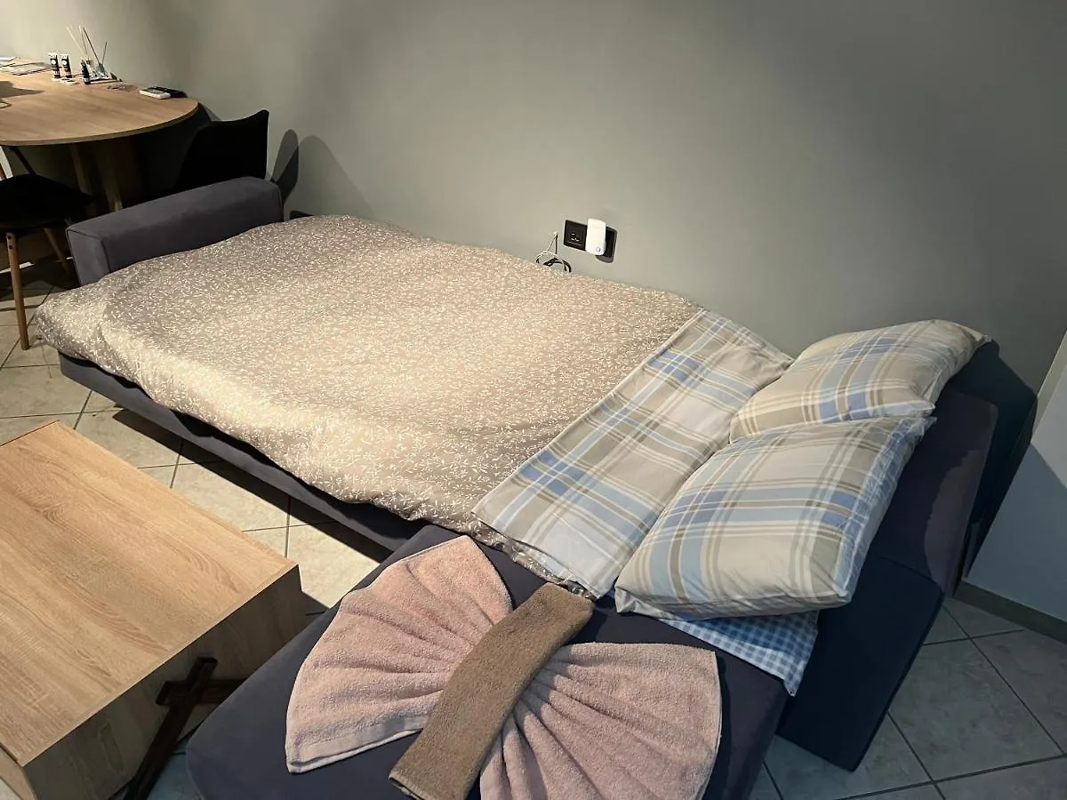 Jordan'S Room 5 Ελλάδα